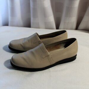 Etienne Aigner "Cook" Ecru Leather Loafers, Made in Brazil, 7.5M